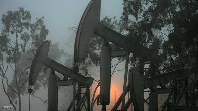 Photo of بفضل خفض الإنتاج الأميركي..النفط يقرب ذروة 5 أشهر