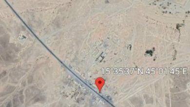 Photo of الحوثيون يجتمعون في منزل الشيخ “كعلان” لعقد صلح بعد سيطرتهم على منطقة الجدعان في مأرب
