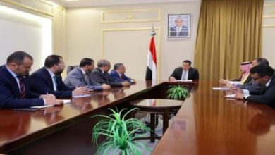 Photo of السفير البريطاني:هناك مؤشرات عن تقدم ملموس بشأن تشكيل الحكومة اليمنية الجديدة