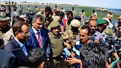 Photo of عدن.. المحافظ والنائب العام يشرفان على عملية إتلاف كمية كبيرة من المخدرات بالميناء