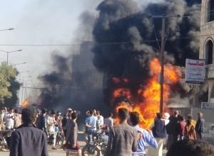 Photo of صنعاء..إندلاع حريق في أحد “الأسواق السوداء ” لبيع المشتقات النفطية