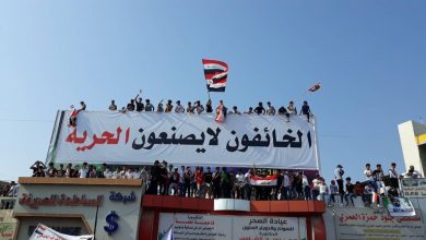 Photo of العراق..محتجو ساحة الحبوبي يُطالبون حكومة الكاظمي بالاستقالة
