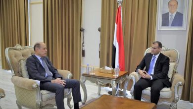 Photo of وزير الخارجية يدين افتعال الحوثي أزمة مشتقات لتمويل حروبه