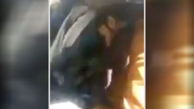 Photo of ناشطون: مشرف حوثي يقتل شخصين في صنعاء بطريقة وحشية