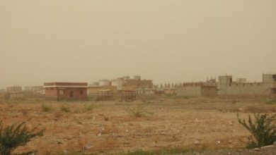 Photo of الحديدة..جماعة الحوثي تجدد إطلاق النار على منازل ومارّة في التحيتا