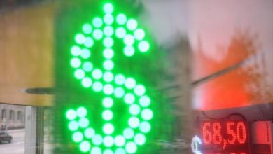 Photo of بورصة موسكو والروبل في المنطقة الخضراء