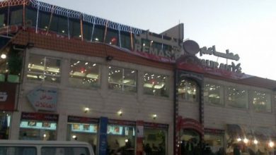 Photo of الحوثيون يتخذون إجراءات تعسفية بحق المطاعم في  صنعاء