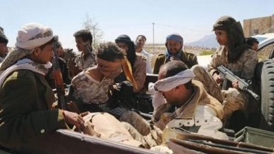 Photo of الجوف..أسر أثنا عشر عنصراً حوثياً بعملية التفاف ناجحة في جبهة الدحيضة