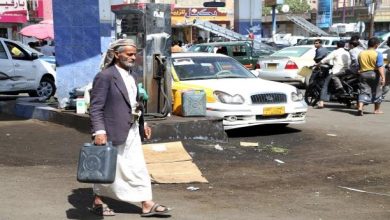 Photo of عدن..شركة النفط  تعلن عن عملها على  إيجاد حالة من الاستقرار التمويني للمشتقات النفطية في السوق المحلية