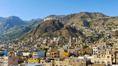 Photo of مواطنون يشكون من زيادة أجور النقل في تعز