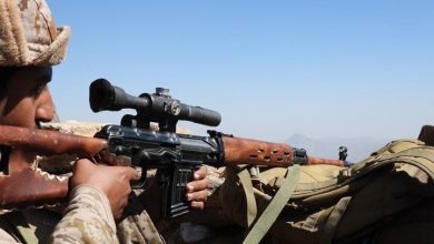 Photo of قصف لمدفعية الجيش يكبد مليشيا الحوثي خسائر كبيرة في جبهة رحبة بمأرب
