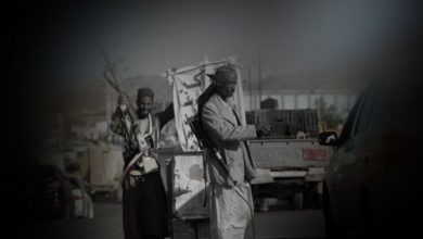 Photo of مسلحو الحوثي يطلقون 300 كيلو حشيش محتجزة في نقطة جمركية بالحديدة