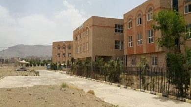 Photo of الحوثيون يقتحمون السكن الجامعي بجامعة صنعاء ويطردون أسر الأكاديمين المتوفيين والمتقاعدين