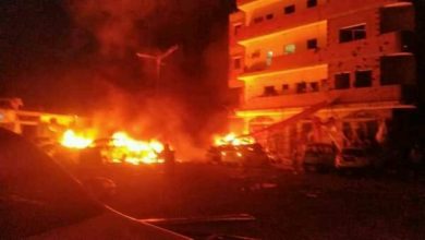 Photo of قتلى وجرحى جراء إنفجار سيارة محملة بالوقود أمام البوابة الرئيسية لمطار عدن الدولي