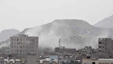 Photo of تعز.. مقتل وإصابة خمسة مدنيين بقذيفة حوثية في جبل حبشي