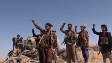 Photo of مستجدات مأرب اليوم ..استمرار المعارك بين الجيش والحوثيين ..وعمليات للتحالف تستهدف تجمعات حوثية..واستهداف الحوثيين لمخيم لاجئين بصاروخ باليستي
