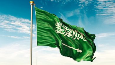 Photo of السعودية: إدراج قيادات الحوثي في قائمة العقوبات يحيّد من خطرها