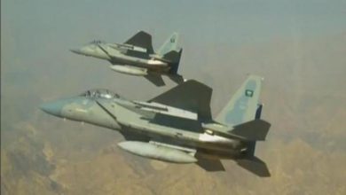 Photo of مقتل 100 حوثيا وتدمير 14 آلية قتالية بغارات جوية في جبهات مأرب