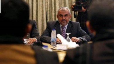 Photo of ممثل أسرى الشرعية يحمل المبعوث الأممي مسؤولية بقاء الصحفيين المختطفين في سجون مليشيا الحوثي