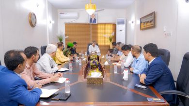 Photo of لملس يوجه بوقف عقود الاستثمار التي لم توافق عليها السلطة المحلية