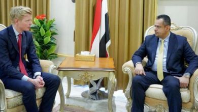 Photo of رئيس الوزراء: رفض مليشيا الحوثي لدعوات الحوار أظهر عداوتها للسلام