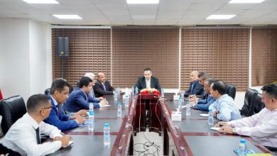 Photo of خلال زيارته للبنك المركزي: رئيس الوزراء: الحكومة عازمة على تنفيذ خطة الإصلاحات الاقتصادية والمالية والإدارية