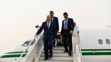 Photo of العليمي يعود إلى عدن ويؤكد ضرورة العمل من أجل استعادة ثقة الناس بمؤسسات الدولة