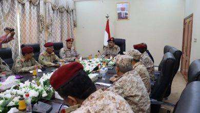 Photo of عدن..وزير الدفاع يكشف عن إعادة ترتيب منظومة الدفاع والقوات المسلحة وفق مخرجات اللجنة العسكرية والأمنية العليا