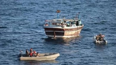 Photo of البحرية الأمريكية تضبط شحنة مخدرات بقيمة 20 مليون دولار بخليج عدن