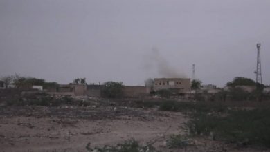 Photo of مقتل مدني بقصف مدفعي حوثي استهدف قرية سكنية جنوبي الحديدة