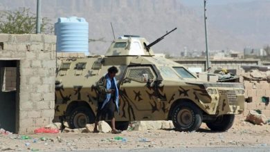 Photo of شبوة..مقتل وإصابة 6 جنود بينهم ضابط بانفجار استهدف مدرعة عسكرية