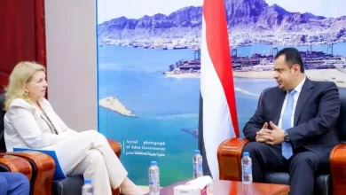 Photo of رئيس الوزراء:مليشيا الحوثي تعوّل علي الصمت الدولي لاستمرار انتهاكاتها وجرائمها الإرهابية