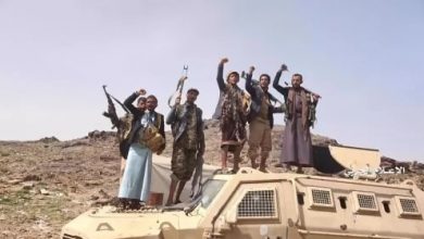 Photo of مواجهات عنيفة عقب هجوم للحوثيين جنوبي مدينة مأرب