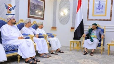 Photo of مليشيا الحوثي تبلغ الوفد العماني تمسكها بشروطها المعلنة لتجديد الهدنة
