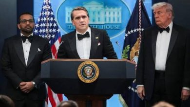 Photo of القائم بأعمال وزير العدل يرجح استهداف مطلق النار لمسؤولين بإدارة ترامب