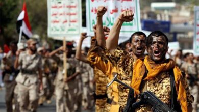 Photo of مصادر حقوقية: الحوثيون يحيلون موظف أممي و4 عاملين إغاثة للمحاكمة بعد عامين من الاحتجاز